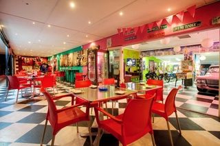 marilyns 60s diner 12rs marilyns 60s diner 12rs